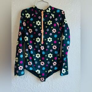 BEACH RIOT GIRLS' CHARLIE RASHGUARD size 11/12 NNT